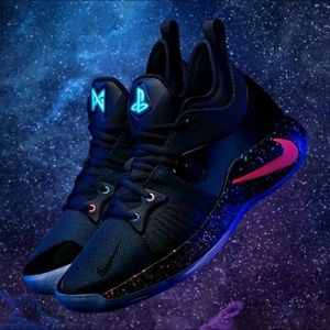 Meet your Posher, Levi